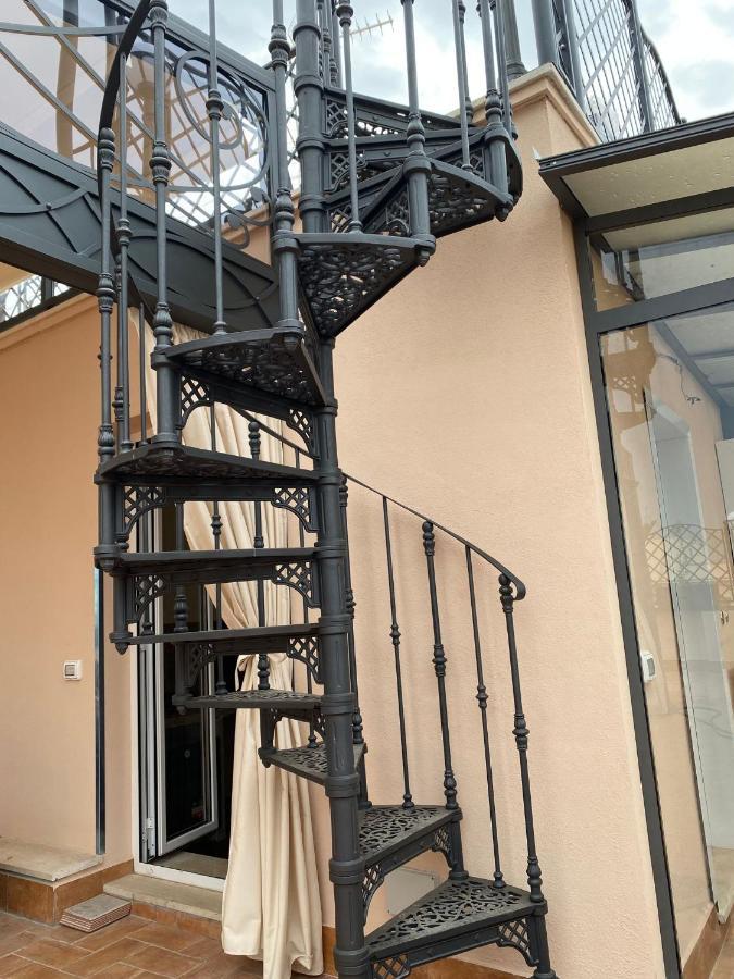 Regal House Anzio Terrazzo Hotel Екстериор снимка