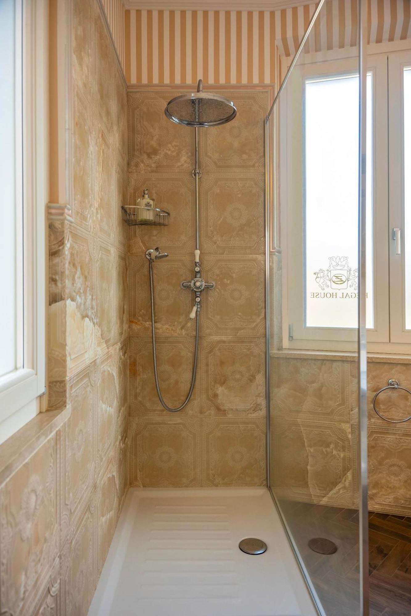 Regal House Anzio Terrazzo Hotel Екстериор снимка