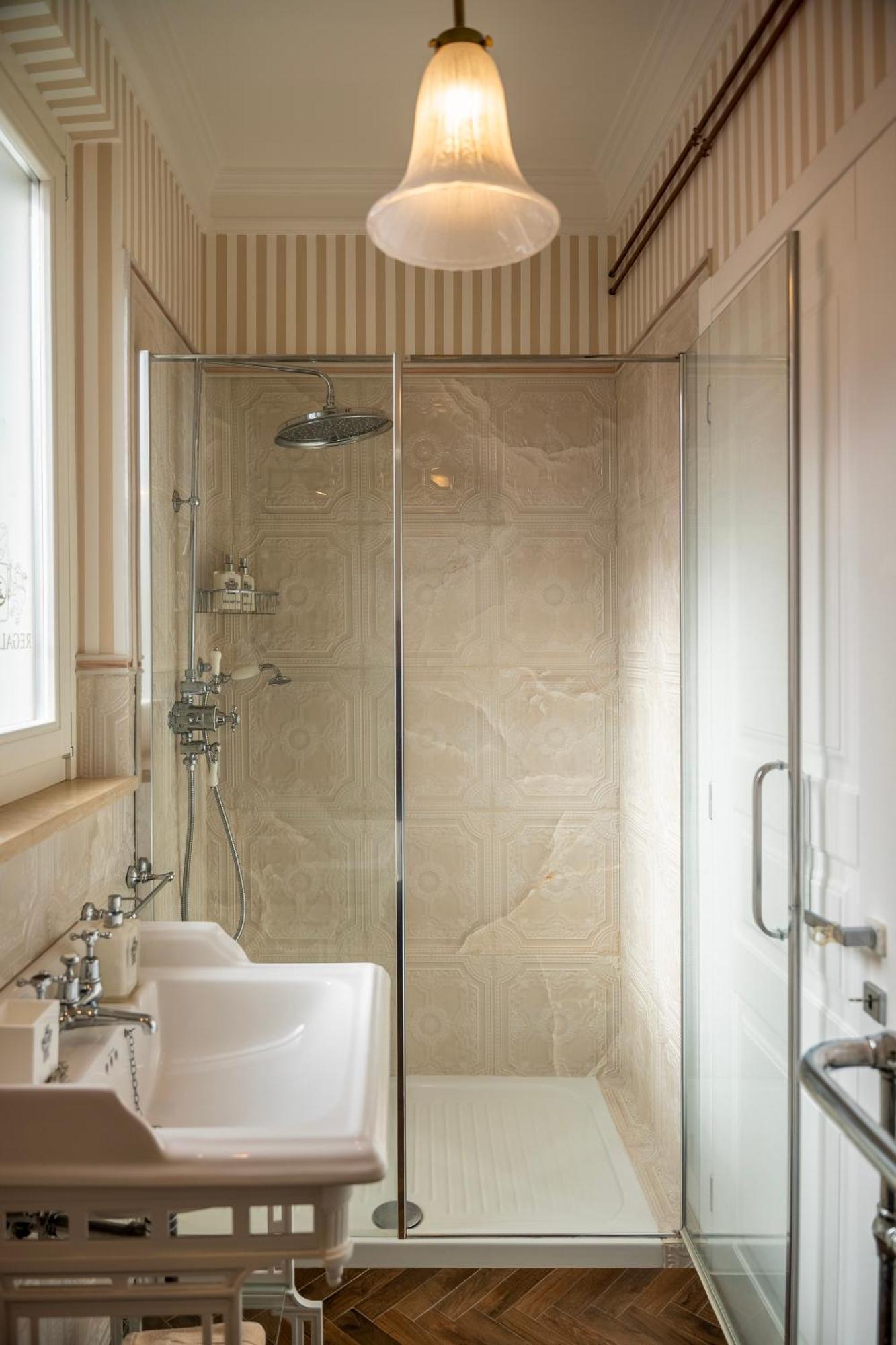 Regal House Anzio Terrazzo Hotel Екстериор снимка