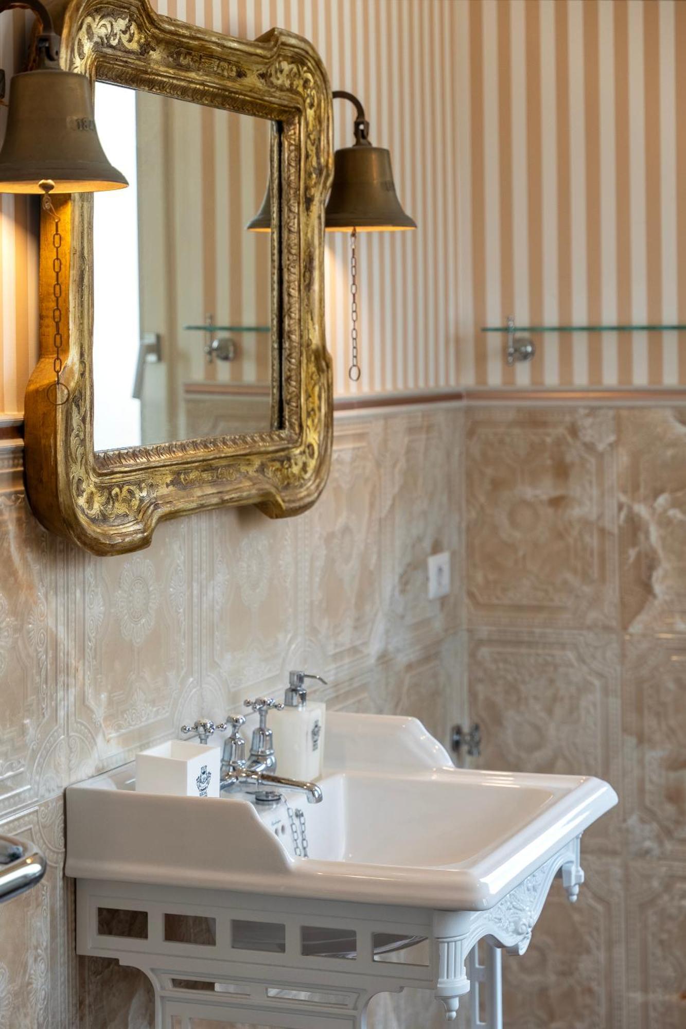 Regal House Anzio Terrazzo Hotel Екстериор снимка